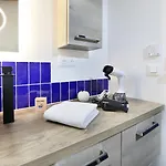 Confort & Espace Avec Climatisation - T4 Apartament *
