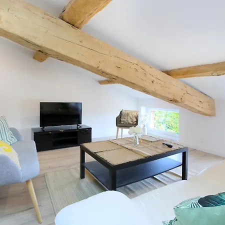 Confort & Espace Avec Climatisation - T4 Apartment *