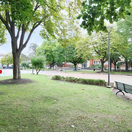 Confort & Espace Avec Climatisation - T4 * 洛拉盖自由城