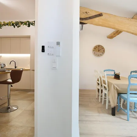 Confort & Espace Avec Climatisation - T4 公寓 洛拉盖自由城