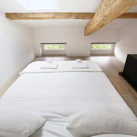 Confort & Espace Avec Climatisation - T4 Apartment