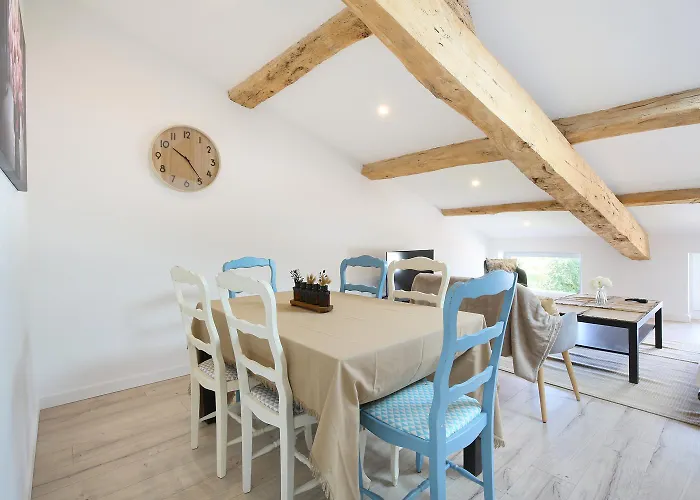 Confort & Espace Avec Climatisation - T4 Апартаменты