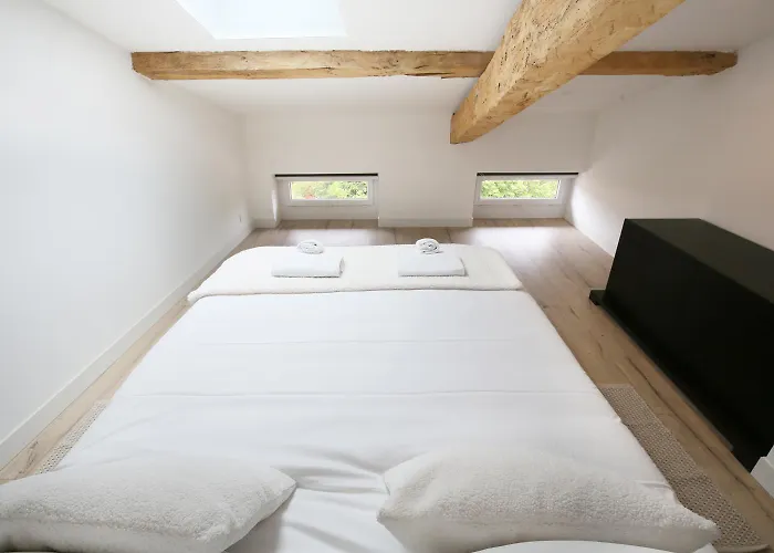 Confort & Espace Avec Climatisation - T4 Апартаменты