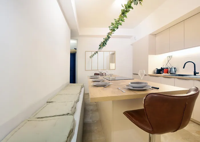 Confort & Espace Avec Climatisation - T4 Апартаменты *