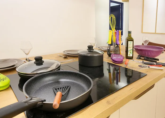 Апартаменты Confort & Espace Avec Climatisation - T4