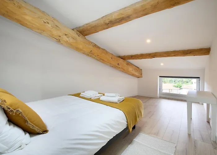 Confort & Espace Avec Climatisation - T4 * Вильфранш-де-Лораге